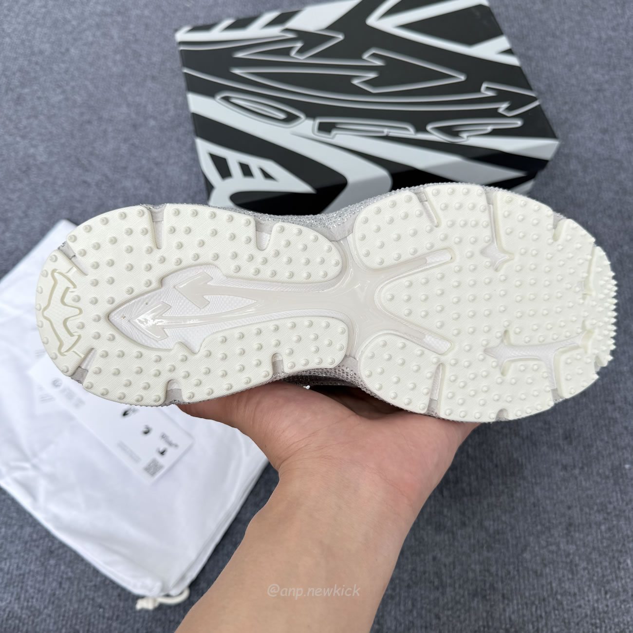 Off White Be Right Back Sneakers (12) - www.newkick.vip